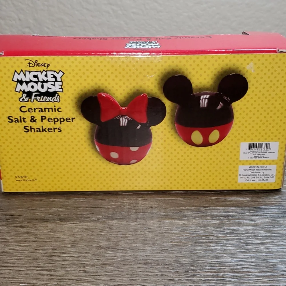 Disney Mickey and Minnie Mouse Salt & Pepper Set